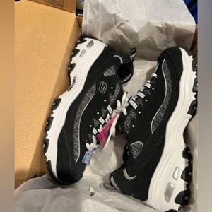 Sketchers Womens D’Lites- Me time/ Brand New